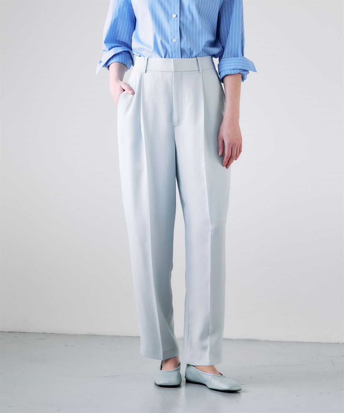 N.O.R.C バックサテンストレッチタックストレートパンツ_main