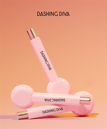 DASHING DIVA