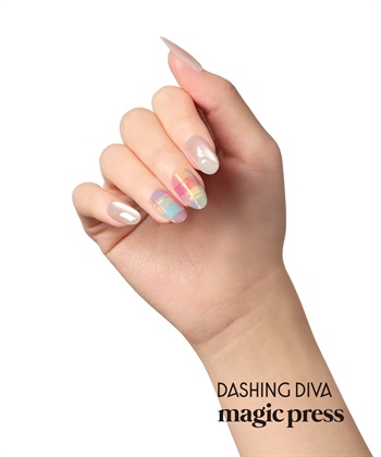 DASHING DIVA