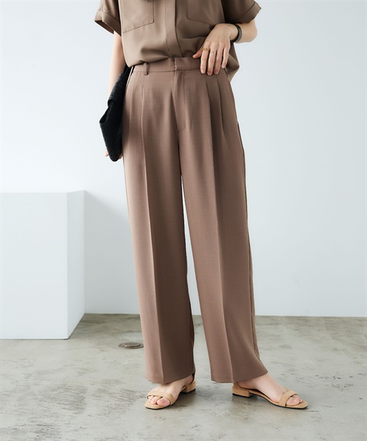 CROSS FUNCTION 《防シワ》サマナチュラリュクス ツータックワイドパンツ