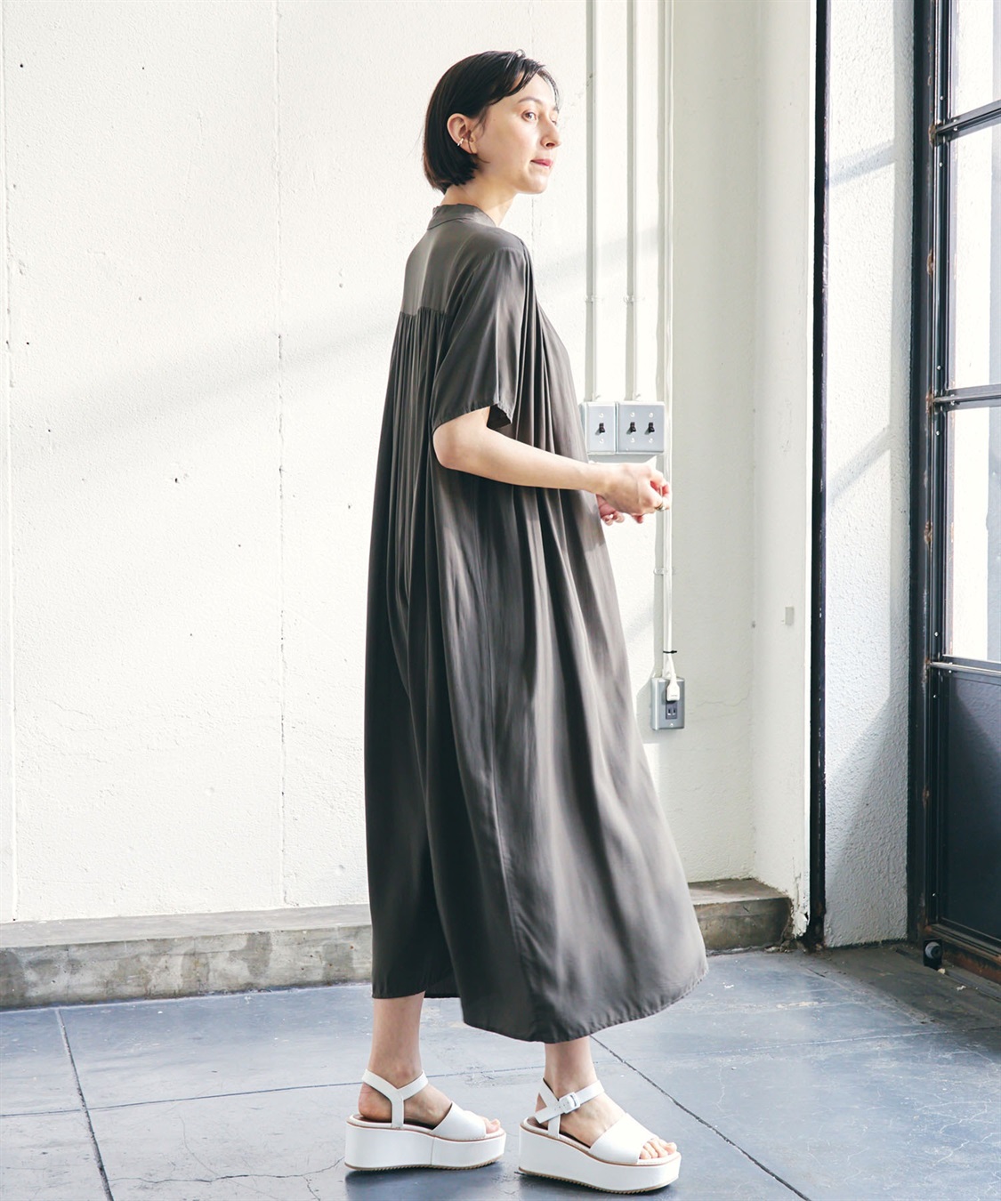 国内正規品 新品 COS Aライン半袖シャツワンピース | dizmekaro.com
