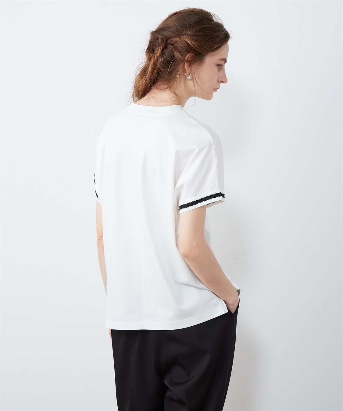 LE SOUK HOLIDAY テープ使いモックネックTシャツ_sub_3