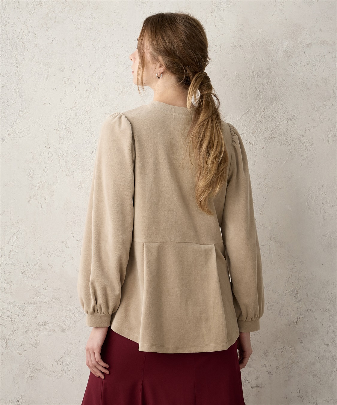 LE SOUK HOLIDAY ベロアペプラムプルオーバー_sub_2