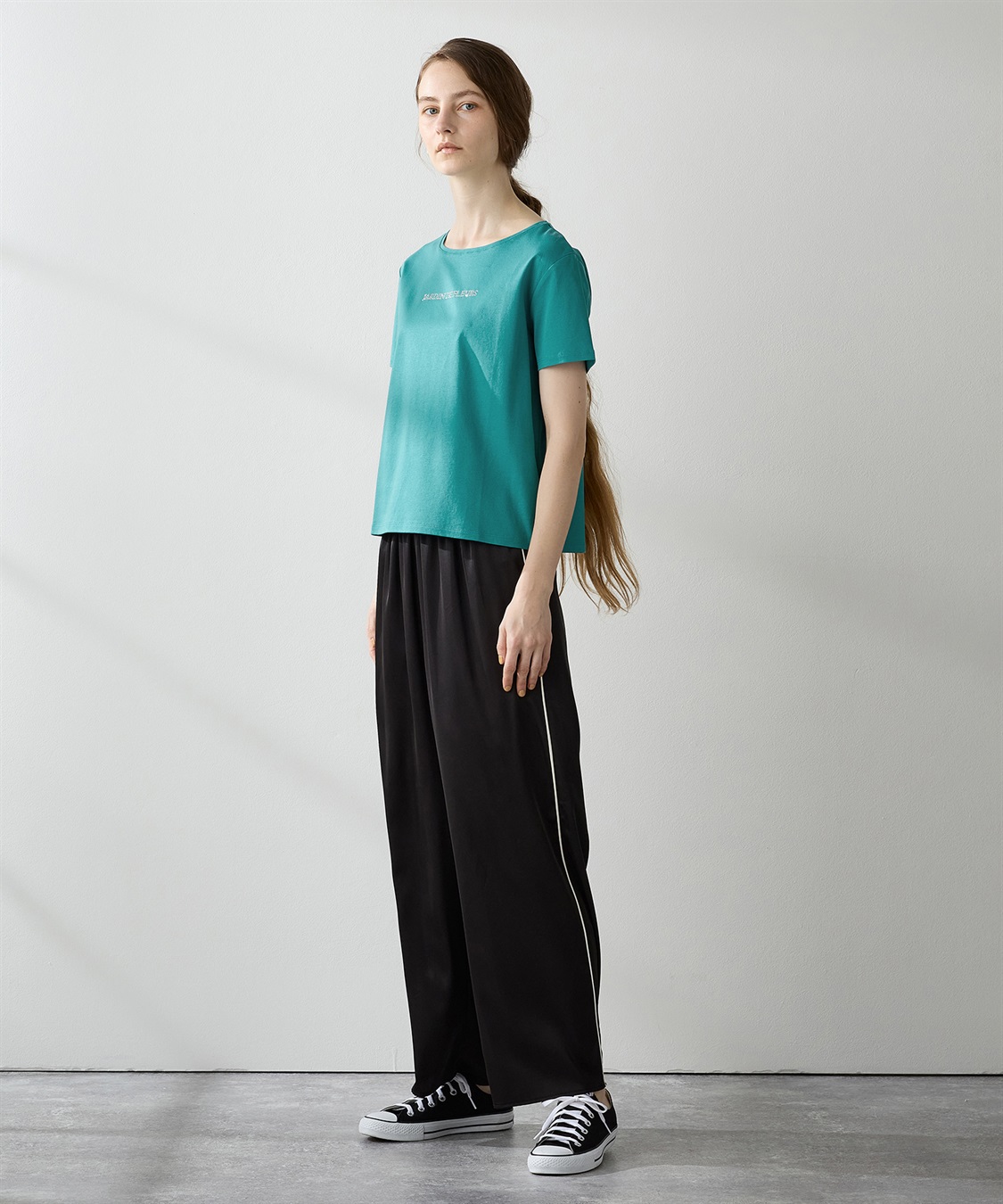 LE SOUK HOLIDAY 【接触冷感】ラインストーンTシャツ_sub_16