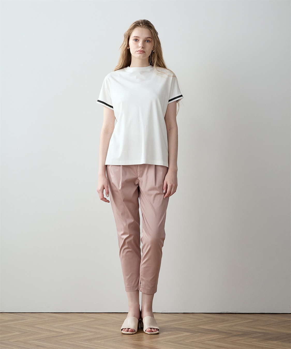 LE SOUK HOLIDAY 【接触冷感】袖テープモックネックTシャツ_sub_19