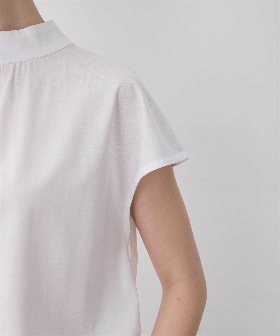 LE SOUK HOLIDAY 【接触冷感】ギャザーネックフレンチスリーブTシャツ_sub_21