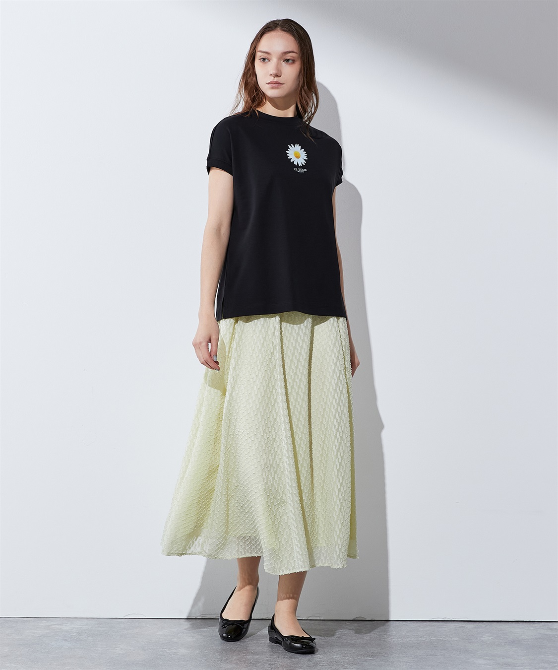 LE SOUK HOLIDAY 【接触冷感・汗じみ防止】フラワープリントTシャツ_sub_9