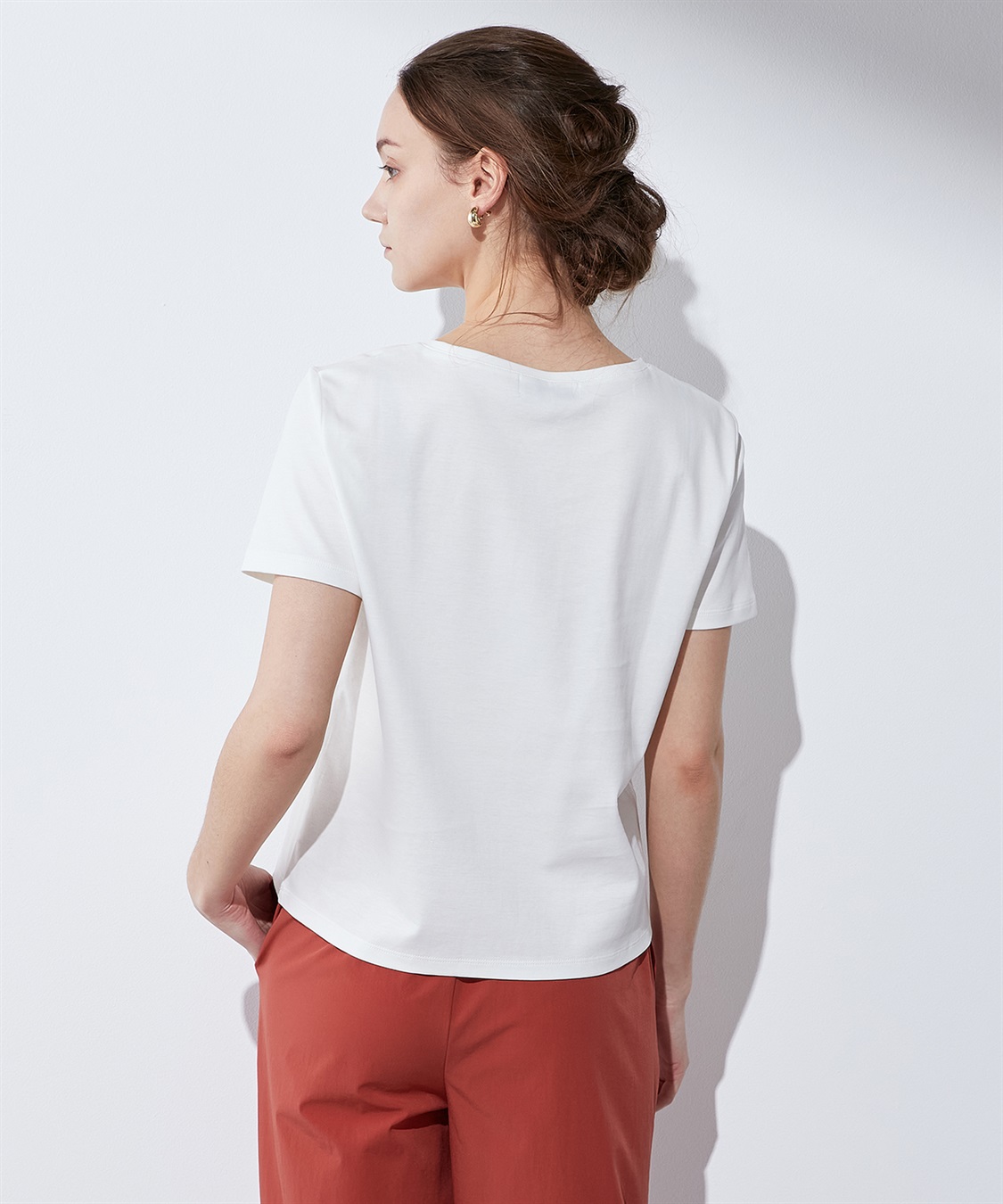 LE SOUK HOLIDAY 【接触冷感・汗じみ防止】ブーケプリントTシャツ_sub_4