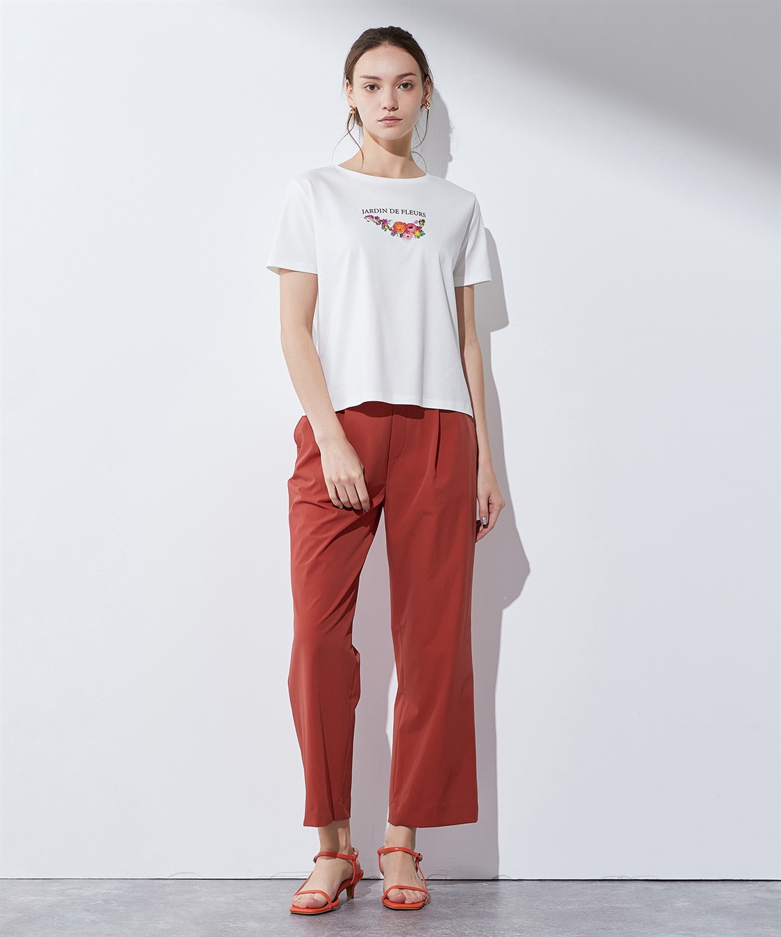 LE SOUK HOLIDAY 【接触冷感・汗じみ防止】ブーケプリントTシャツ_sub_7