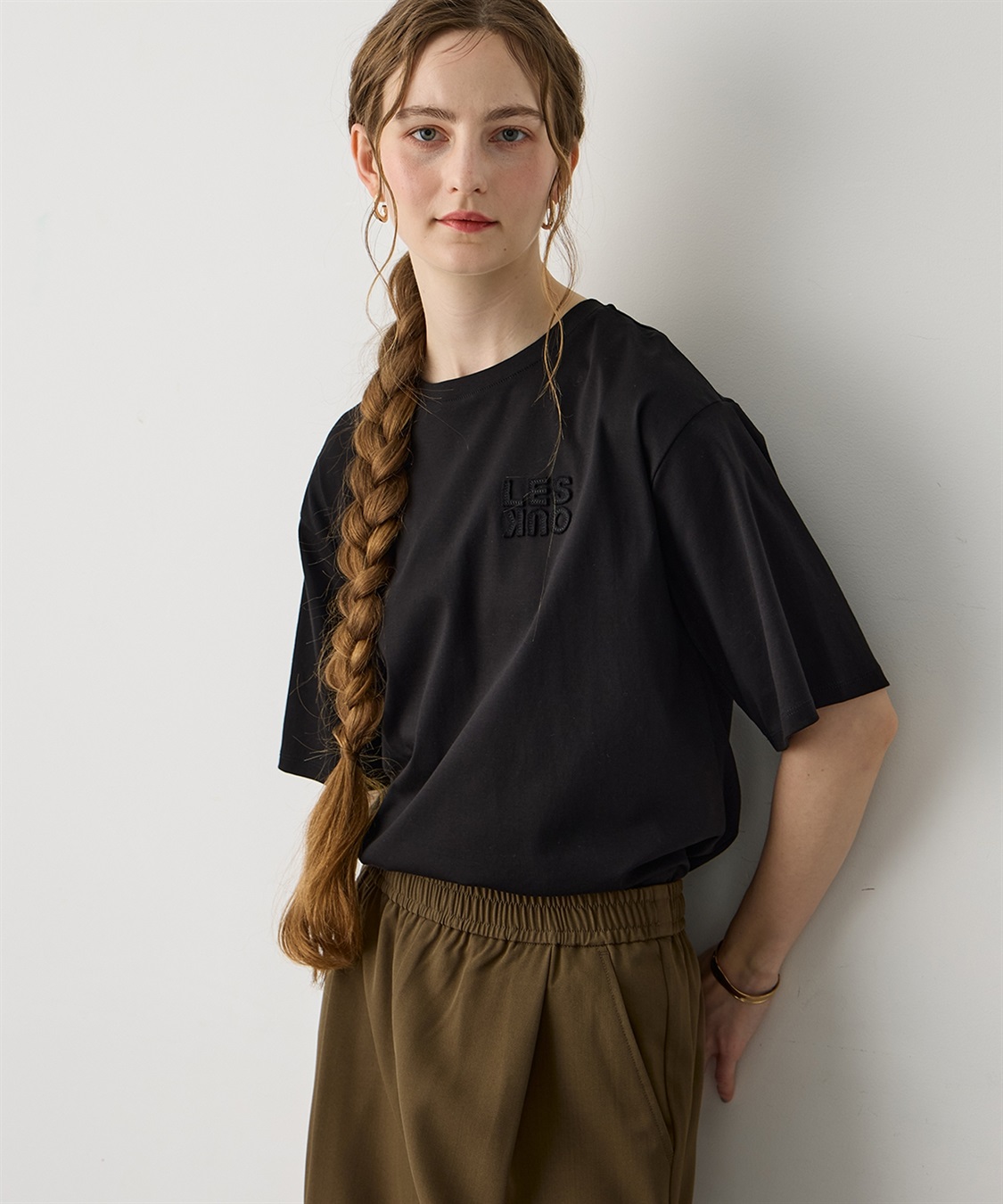 LE SOUK HOLIDAY ワッペンロゴTシャツ【接触冷感・吸水速乾】_sub_2