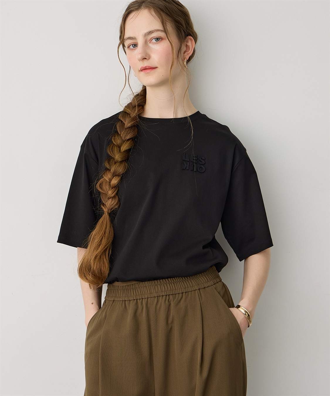 LE SOUK HOLIDAY ワッペンロゴTシャツ【接触冷感・吸水速乾】_sub_3