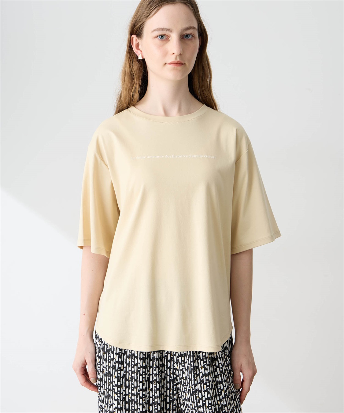 LE SOUK HOLIDAY ラウンドヘムバックプリントTシャツ【接触冷感・吸水速乾】_sub_7