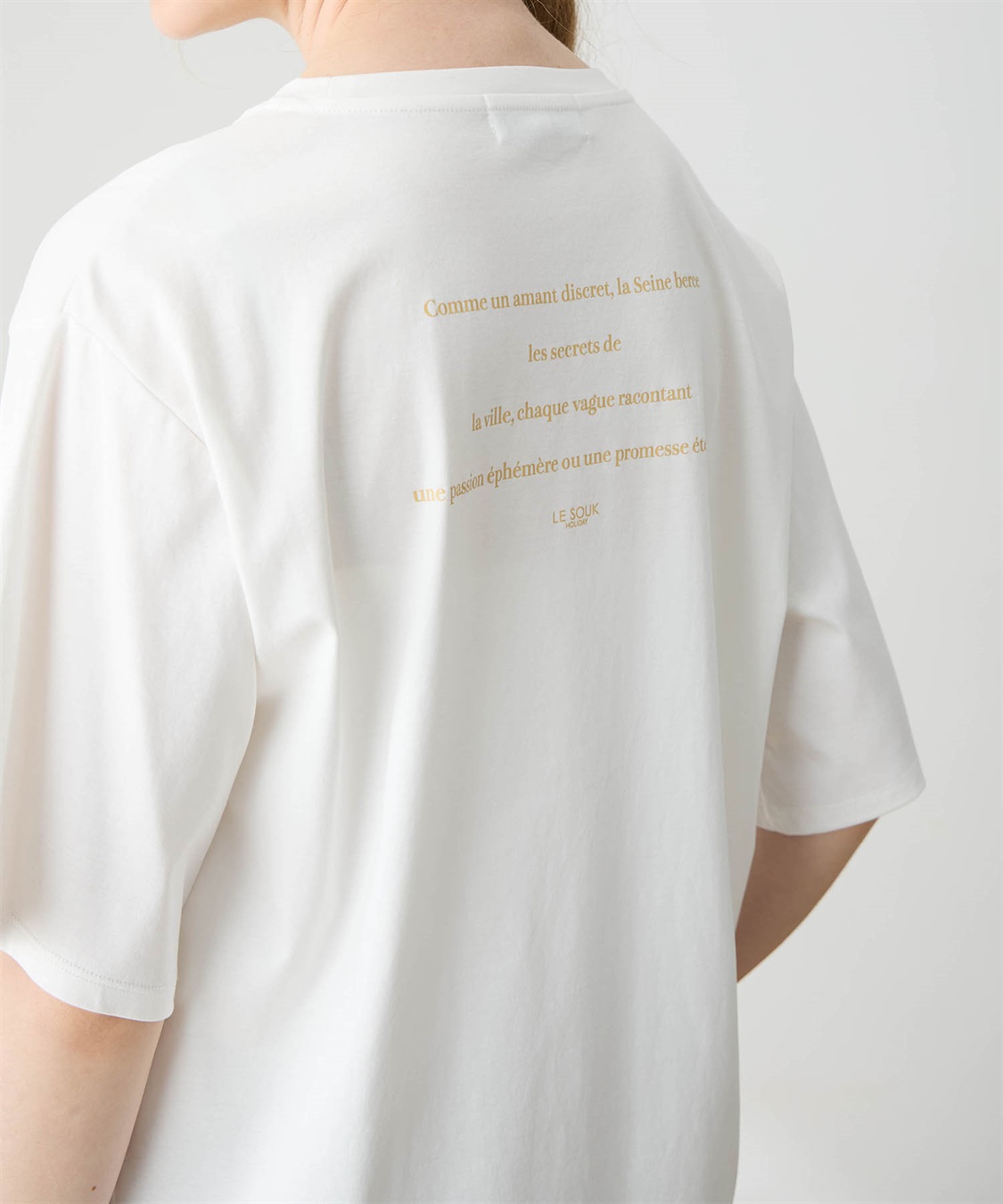 LE SOUK HOLIDAY ラウンドヘムバックプリントTシャツ【接触冷感・吸水速乾】_sub_23