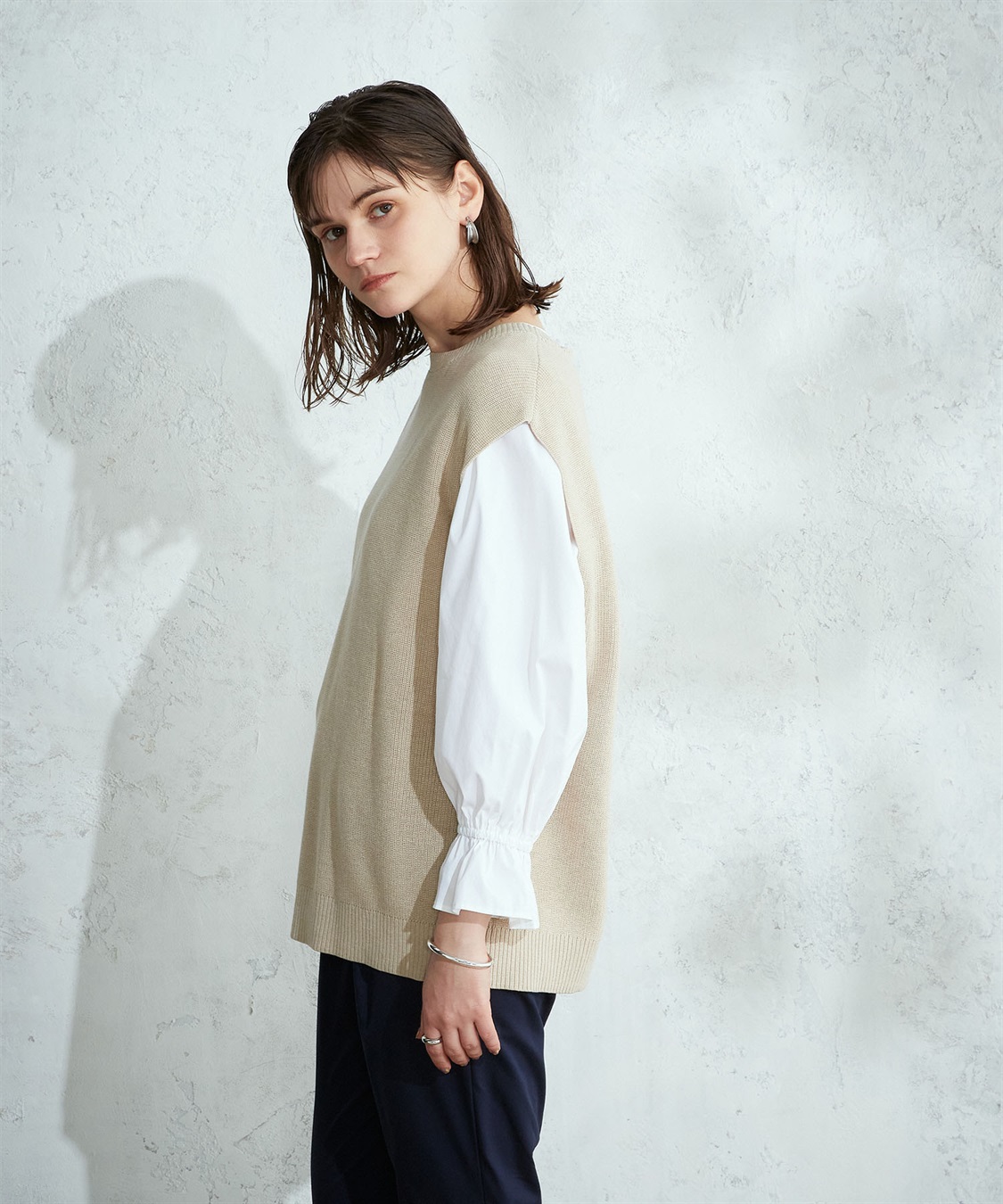 バックスリットニットベスト LE SOUK HOLIDAY｜クロスプラス公式通販サイト