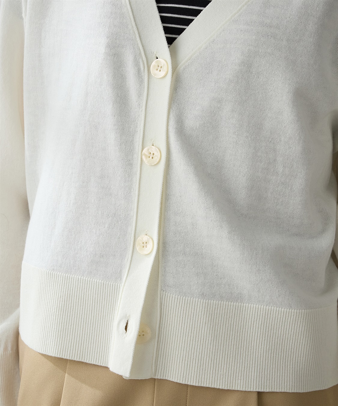 LE SOUK HOLIDAY Vネックカーディガン_sub_13