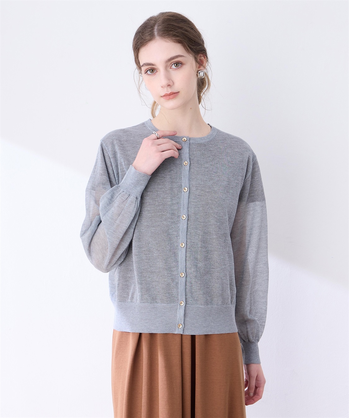 金ボタンシアーカーディガン LE SOUK HOLIDAY｜クロスプラス公式