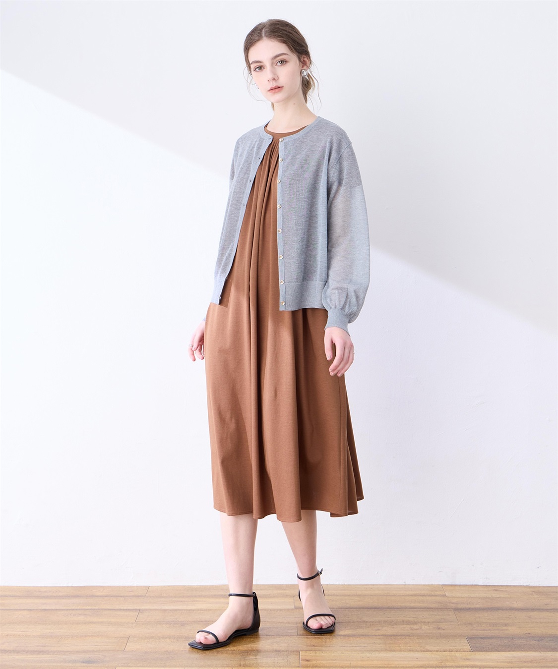 LE SOUK HOLIDAY 金ボタンシアーカーディガン_sub_18