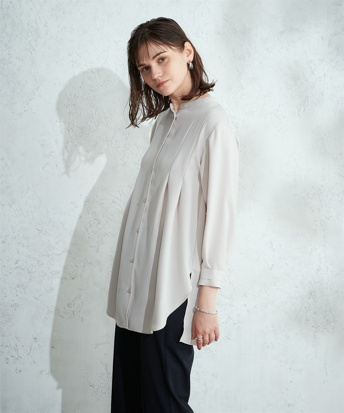 バックタックブラウス LE SOUK HOLIDAY｜クロスプラス公式通販サイト