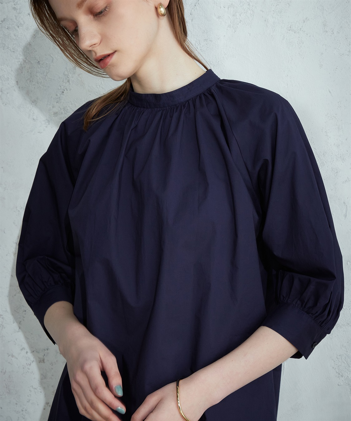 ギャザーネックブラウス LE SOUK HOLIDAY｜クロスプラス公式通販サイト