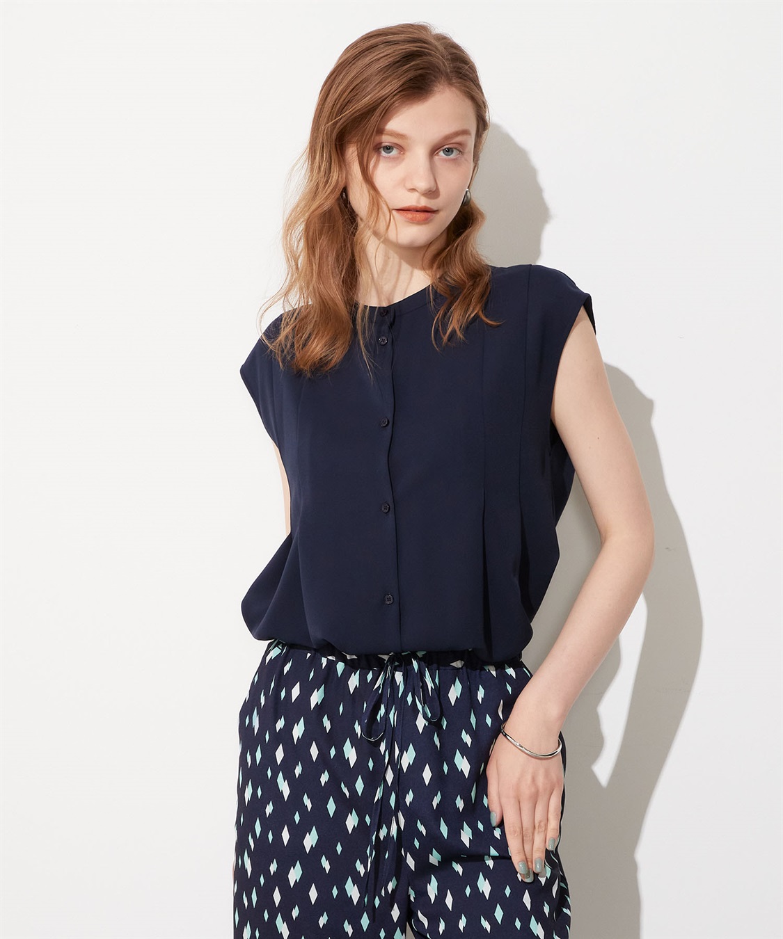 LE SOUK HOLIDAY バックタックノースリーブブラウス_sub_12