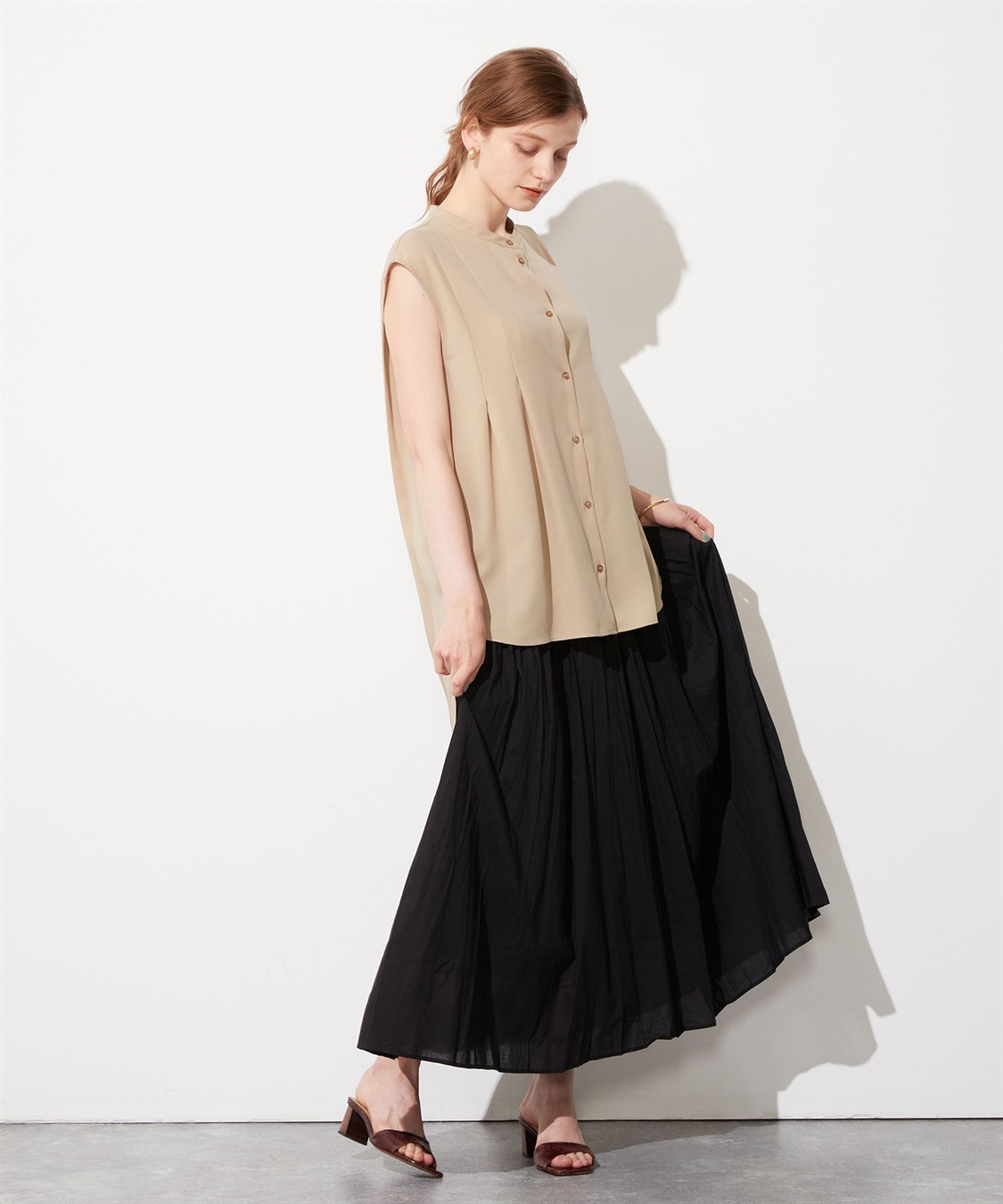 LE SOUK HOLIDAY バックタックノースリーブブラウス_sub_18