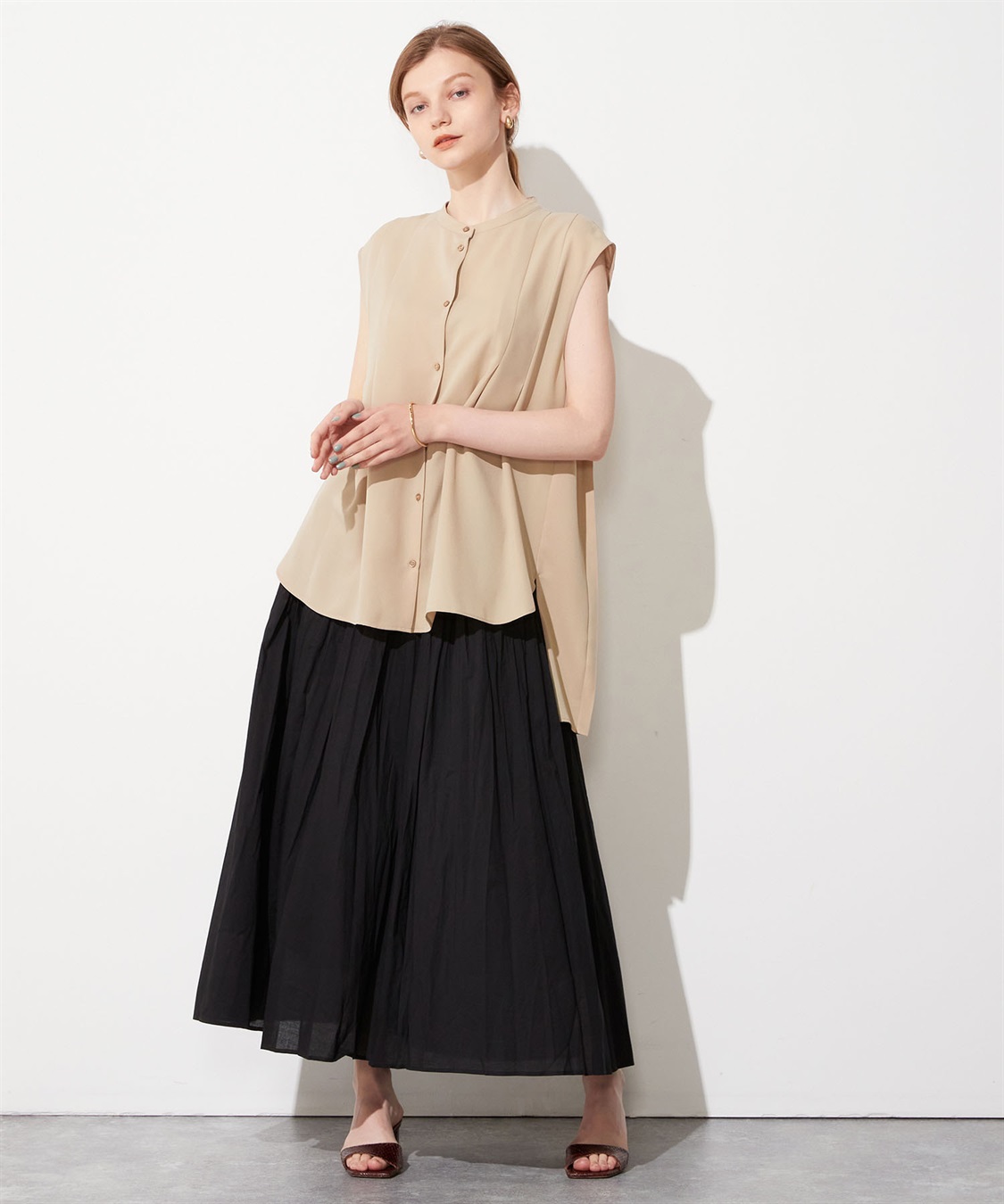 LE SOUK HOLIDAY バックタックノースリーブブラウス_sub_19