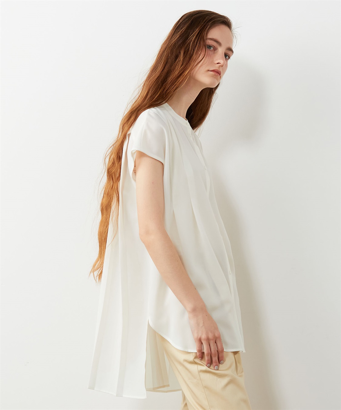 バックタックブラウス LE SOUK HOLIDAY｜クロスプラス公式通販サイト