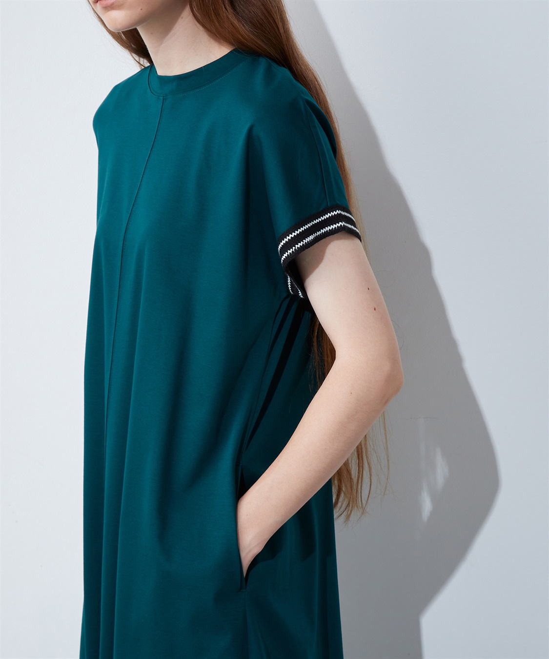 LE SOUK HOLIDAY テープ使いモックネックワンピース_sub_6