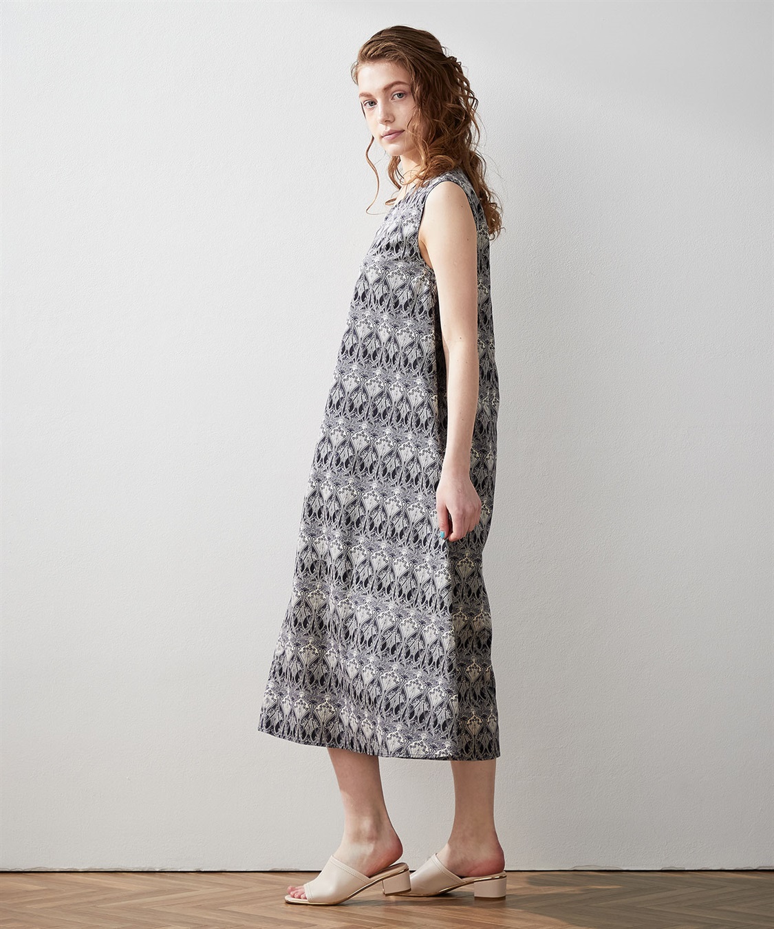 LE SOUK HOLIDAY リバティープリントVネックワンピース_sub_2