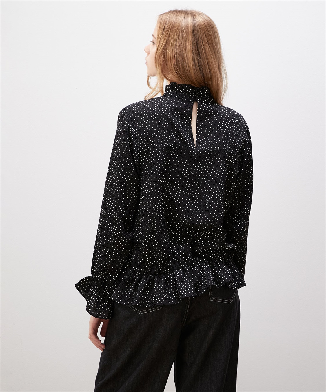 ネックフリルブラウス LE SOUK HOLIDAY｜クロスプラス公式通販サイト