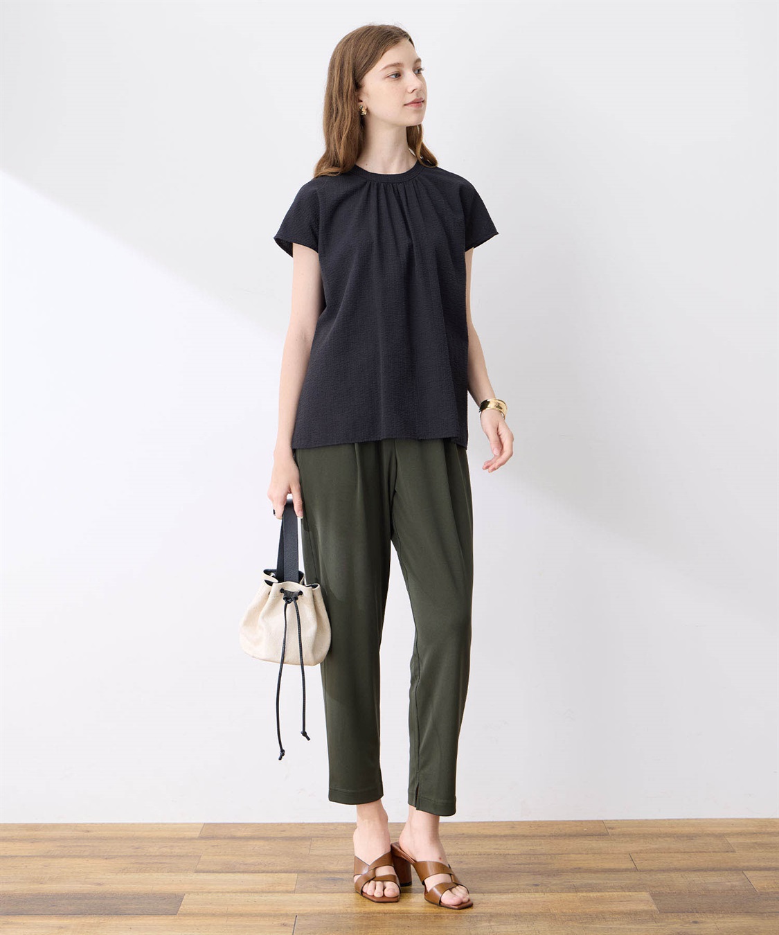 LE SOUK HOLIDAY ギャザーネックサッカーブラウス_sub_17