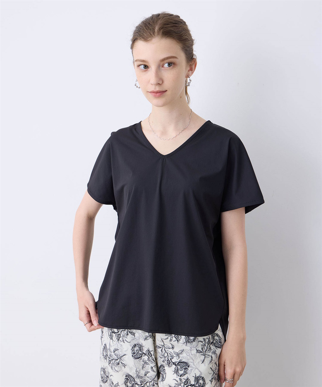 LE SOUK HOLIDAY 【接触冷感】Vネックトリコットプルオーバー_sub_5