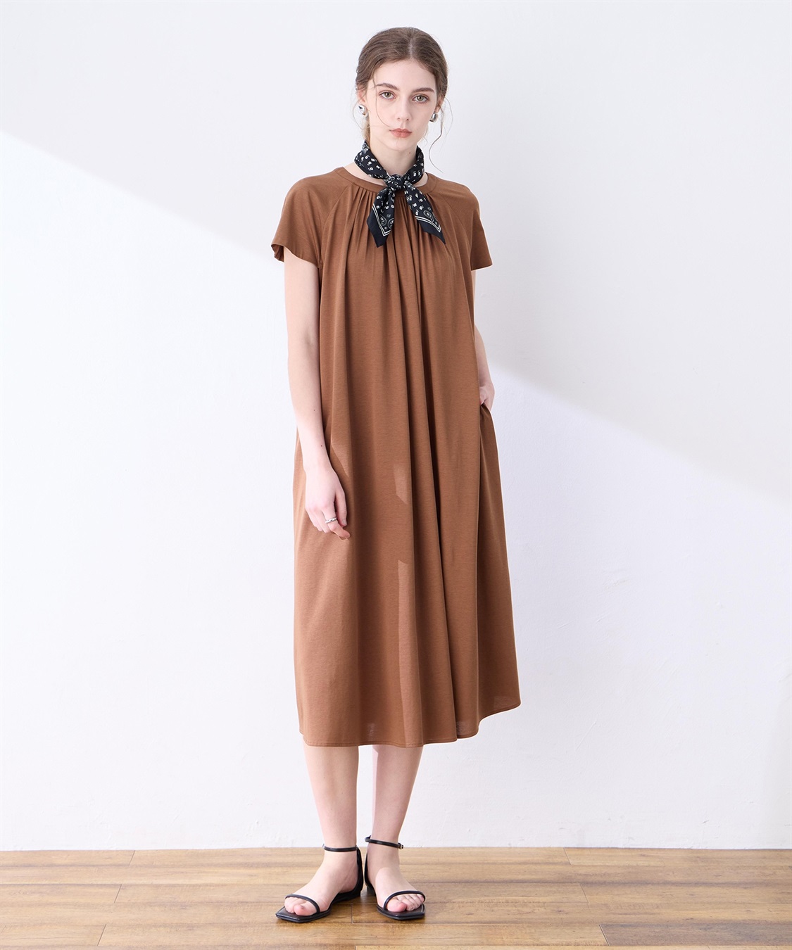 LE SOUK HOLIDAY 【接触冷感】ピンタックワンピース_sub_8