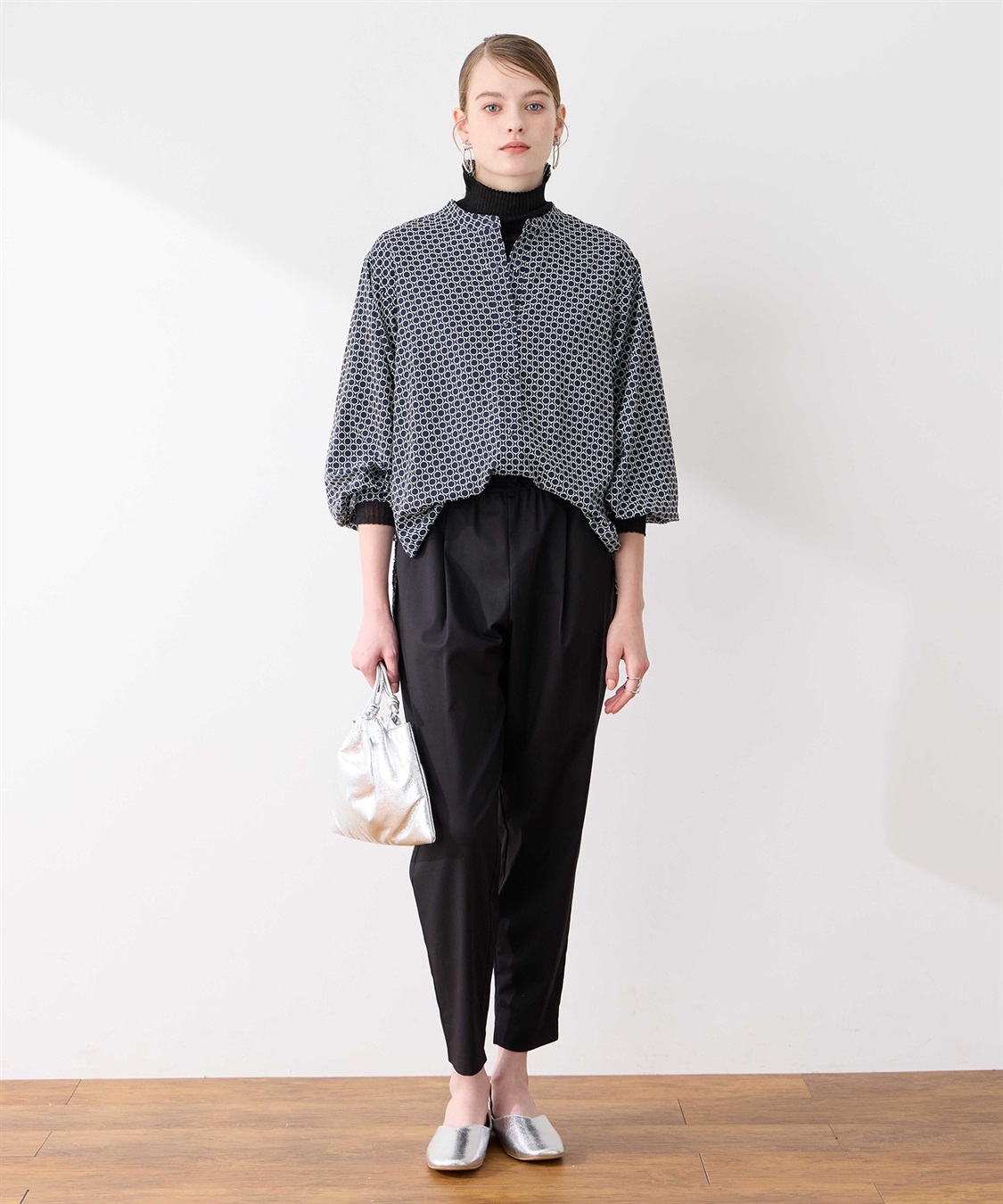 LE SOUK HOLIDAY 幾何学プリントバンドカラーブラウス_sub_14