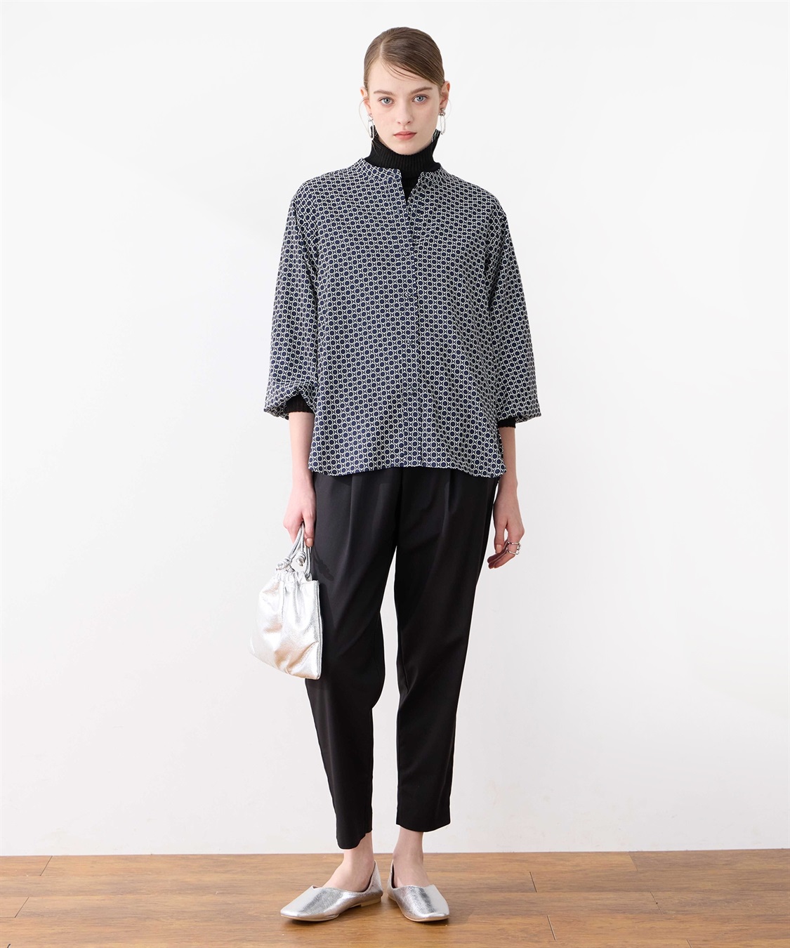 LE SOUK HOLIDAY 幾何学プリントバンドカラーブラウス_sub_18