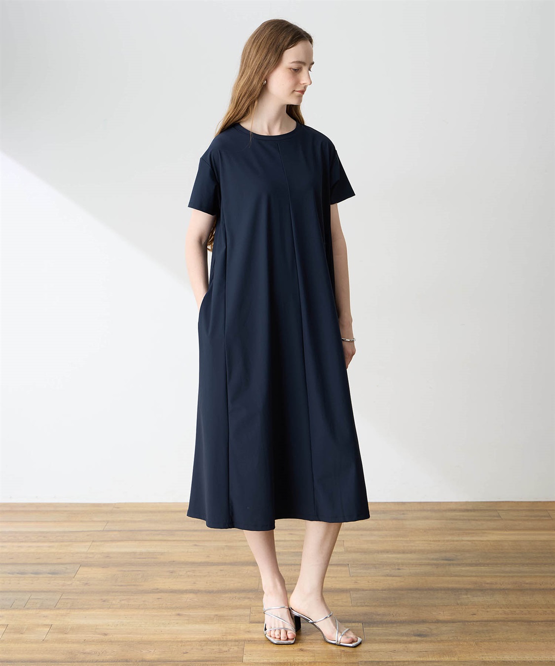 LE SOUK HOLIDAY トリコットクルーネックカットワンピース【接触冷感・UVカット】_sub_1