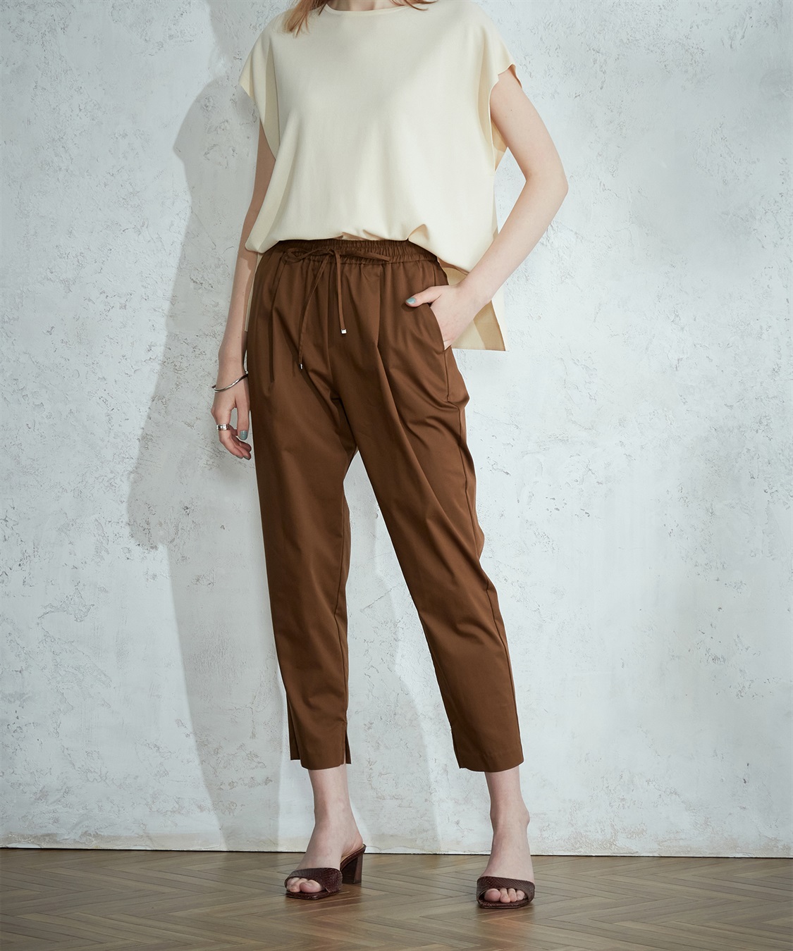 LE SOUK HOLIDAY タックテーパードパンツ_sub_15