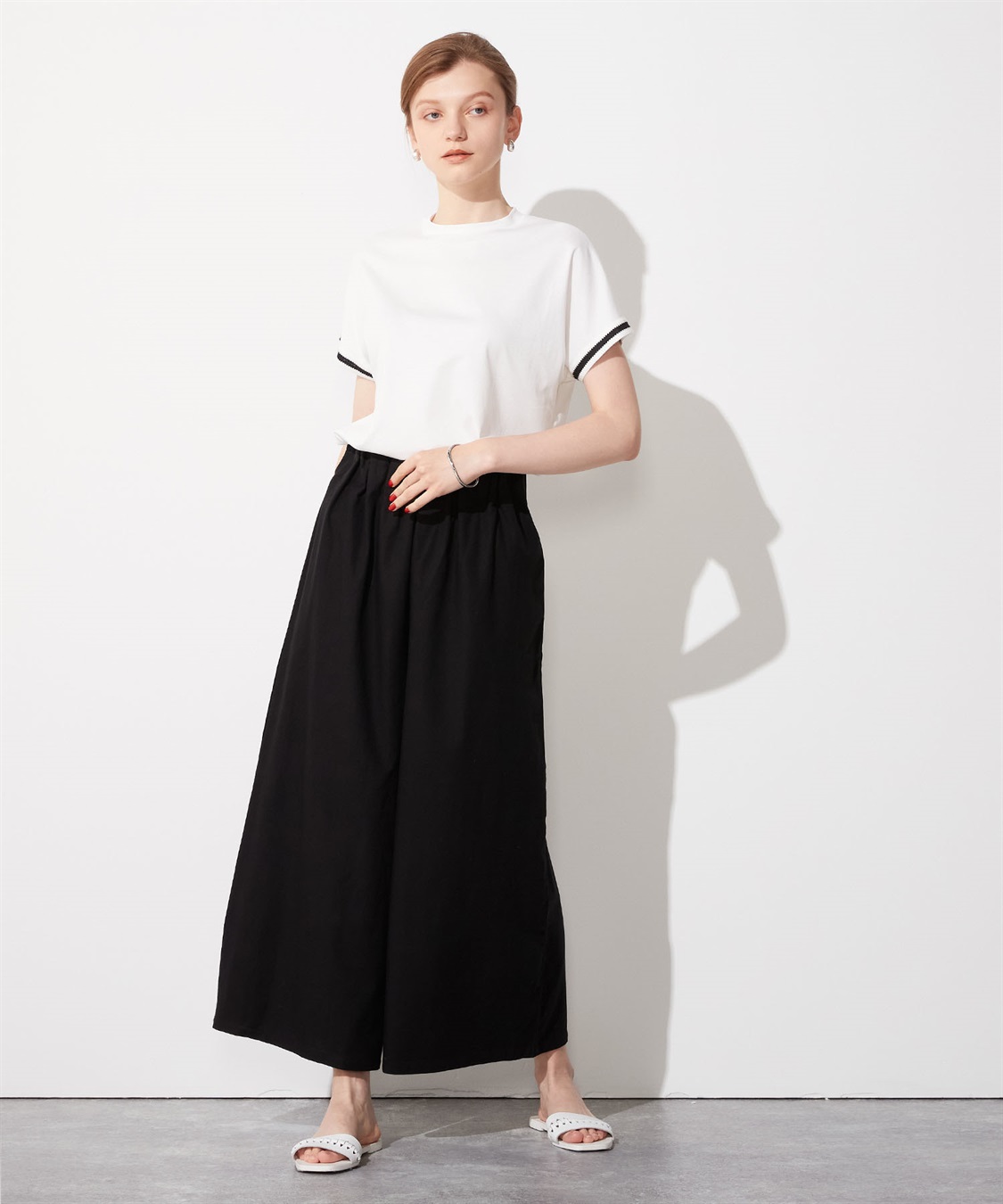 カラーワイドパンツ LE SOUK HOLIDAY｜クロスプラス公式通販サイト