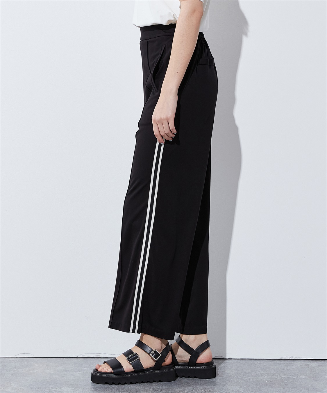 新品★ラインアートパンツ UN3D.（アンスリード）の「LINE ART PT / ラインアートパンツ（その他