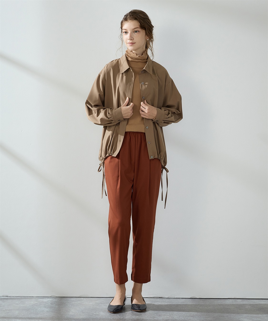 jorgeページ タックテーパードパンツ LE SOUK HOLIDAY｜クロスプラス公式通販