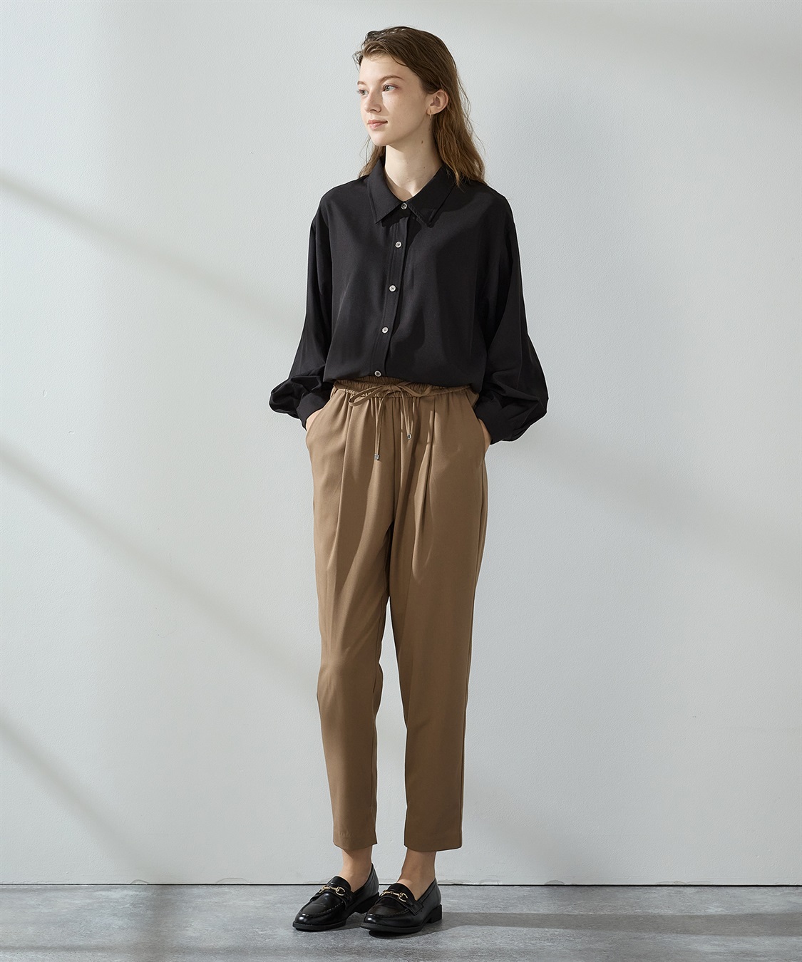 LE SOUK HOLIDAY タックテーパードパンツ_sub_20