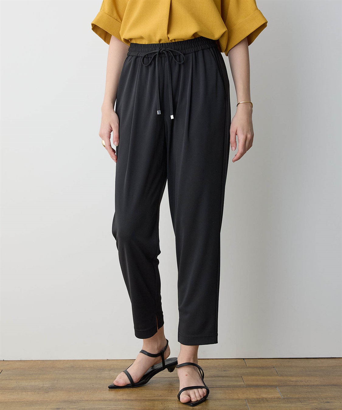 LE SOUK HOLIDAY 【イージーエレガンス】ストレッチタックテーパードパンツ【接触冷感・ウエストゴム・カットソー素材】_sub_3
