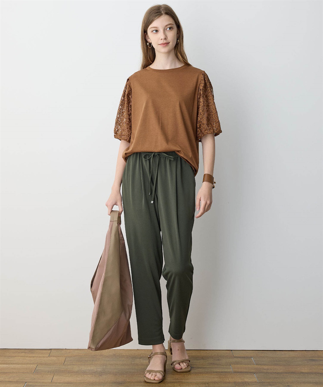 LE SOUK HOLIDAY 【イージーエレガンス】ストレッチタックテーパードパンツ【接触冷感・ウエストゴム・カットソー素材】_sub_9