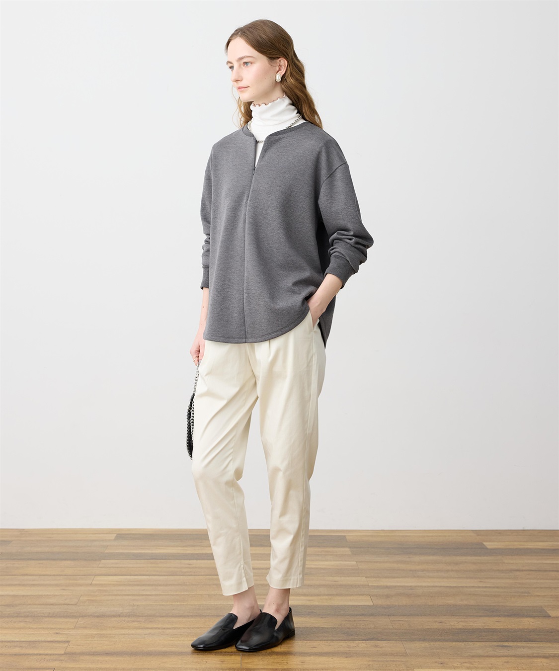 LE SOUK HOLIDAY ストレッチタックテーパードパンツ【ウエストゴム・サスティナブル素材】_sub_14