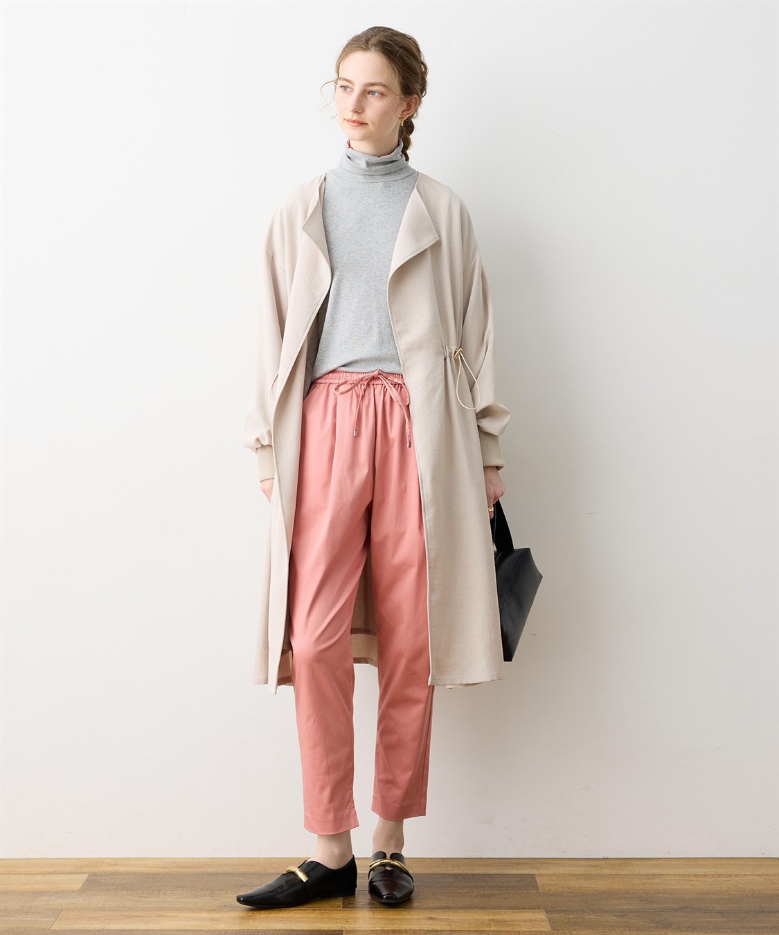 LE SOUK HOLIDAY ストレッチタックテーパードパンツ【ウエストゴム・サスティナブル素材】_sub_20