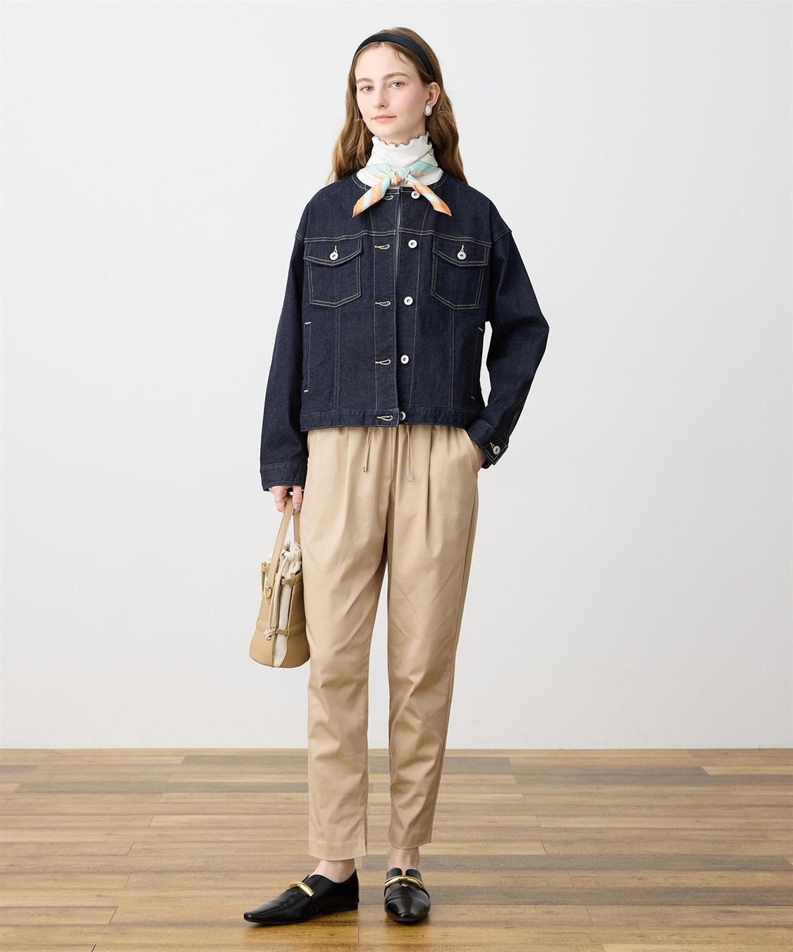 LE SOUK HOLIDAY ストレッチタックテーパードパンツ【ウエストゴム・サスティナブル素材】_sub_25