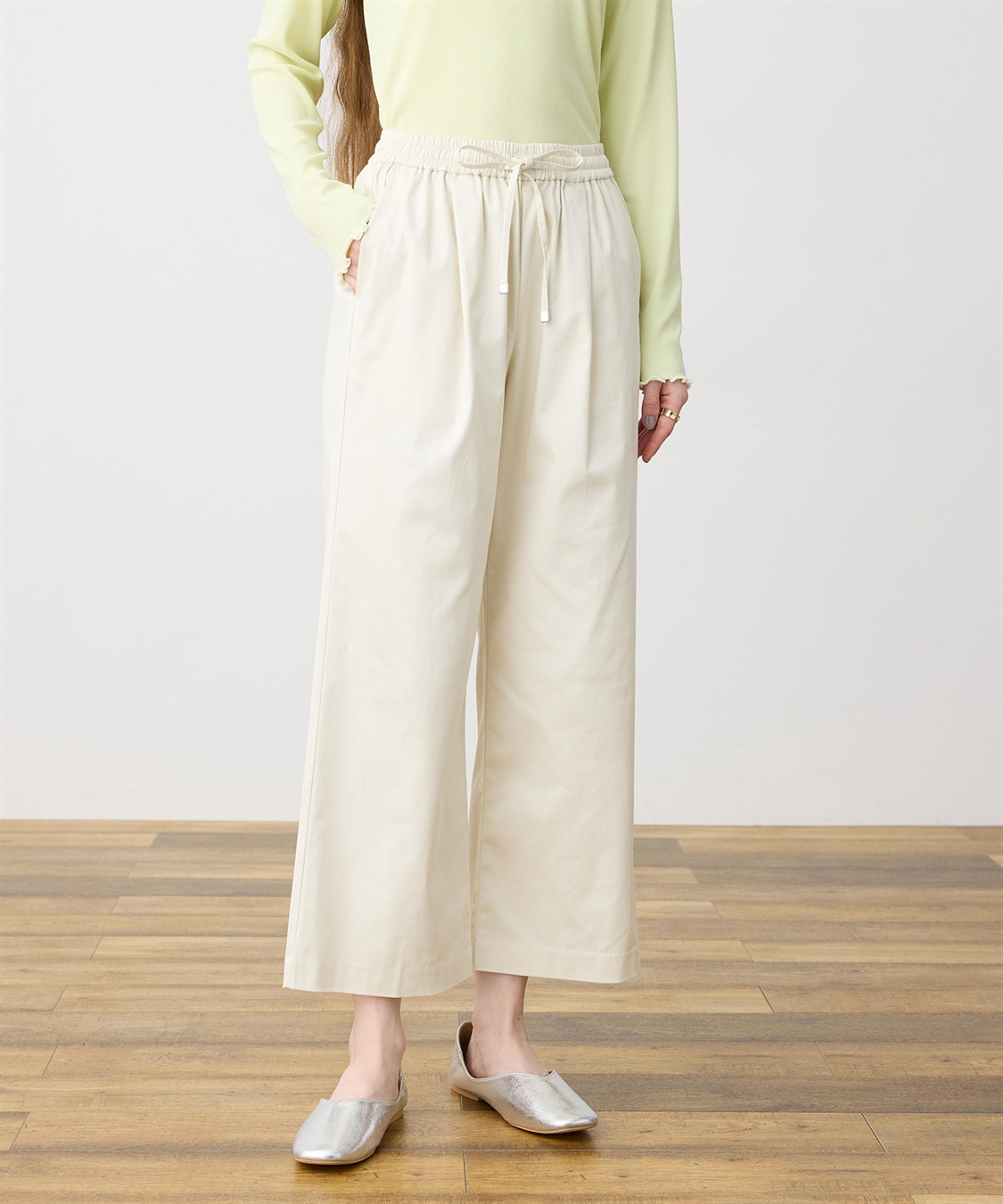 LE SOUK HOLIDAY ストレッチタックワイドパンツ【ウエストゴム・サスティナブル素材】_sub_5