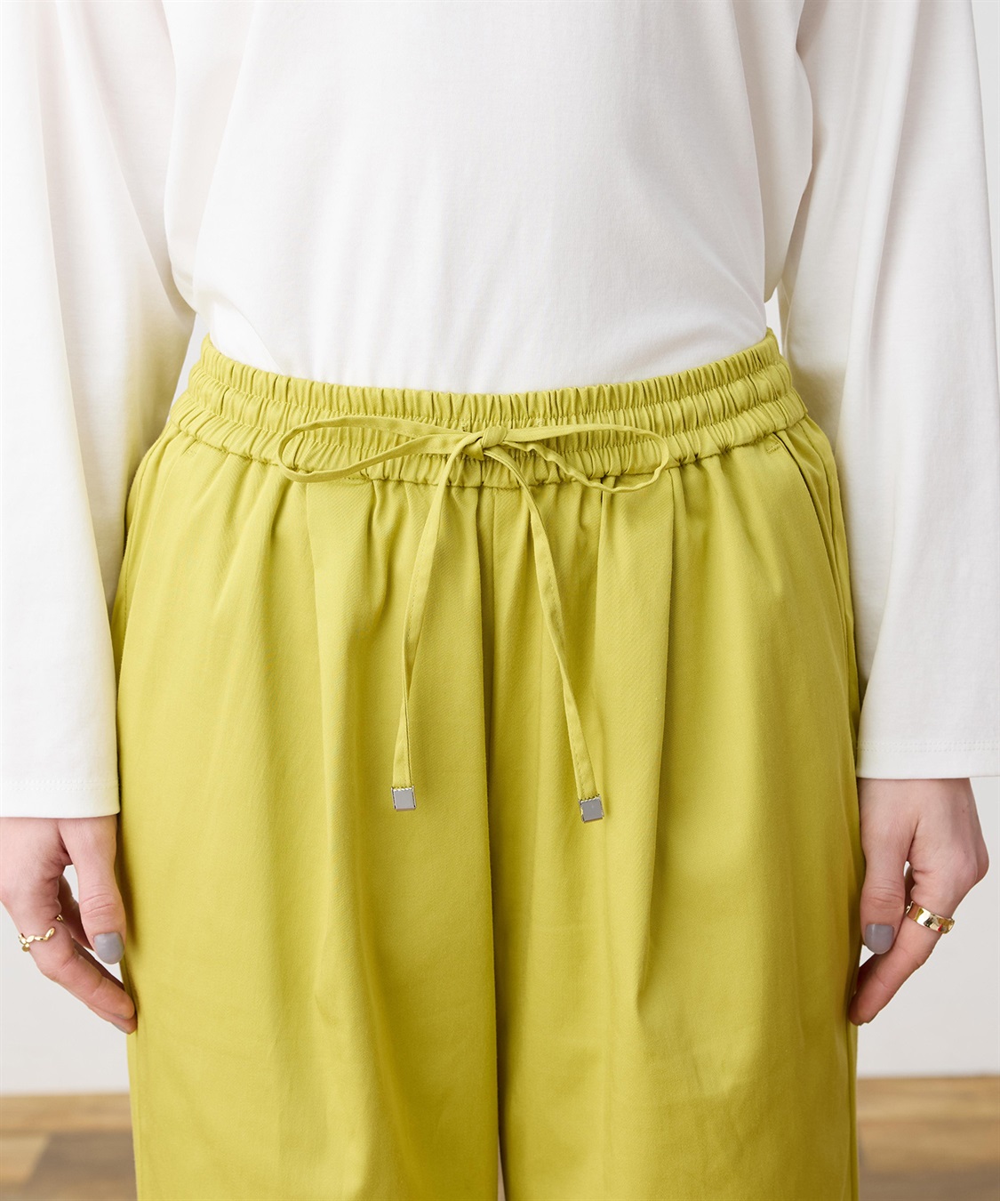 LE SOUK HOLIDAY ストレッチタックワイドパンツ【ウエストゴム・サスティナブル素材】_sub_26