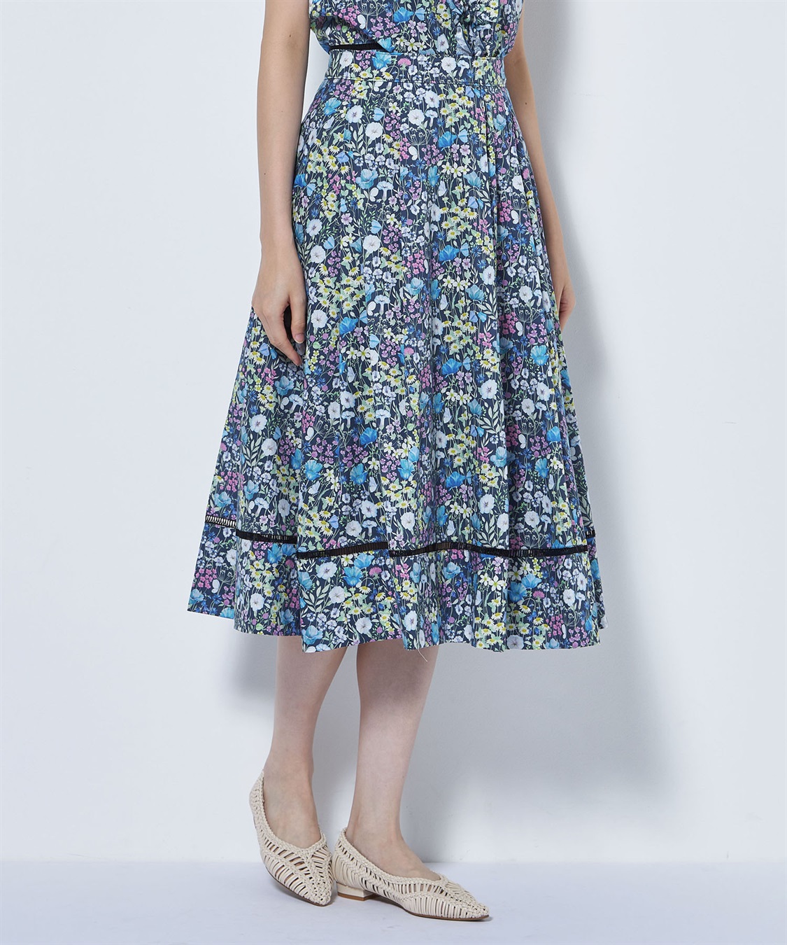 ガーデンプリントフレアスカート 49AV JUNKO SHIMADA｜クロス