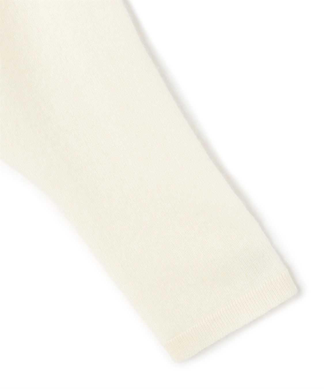 カシミアオフタートルニット 49AV JUNKO SHIMADA｜クロスプラス公式